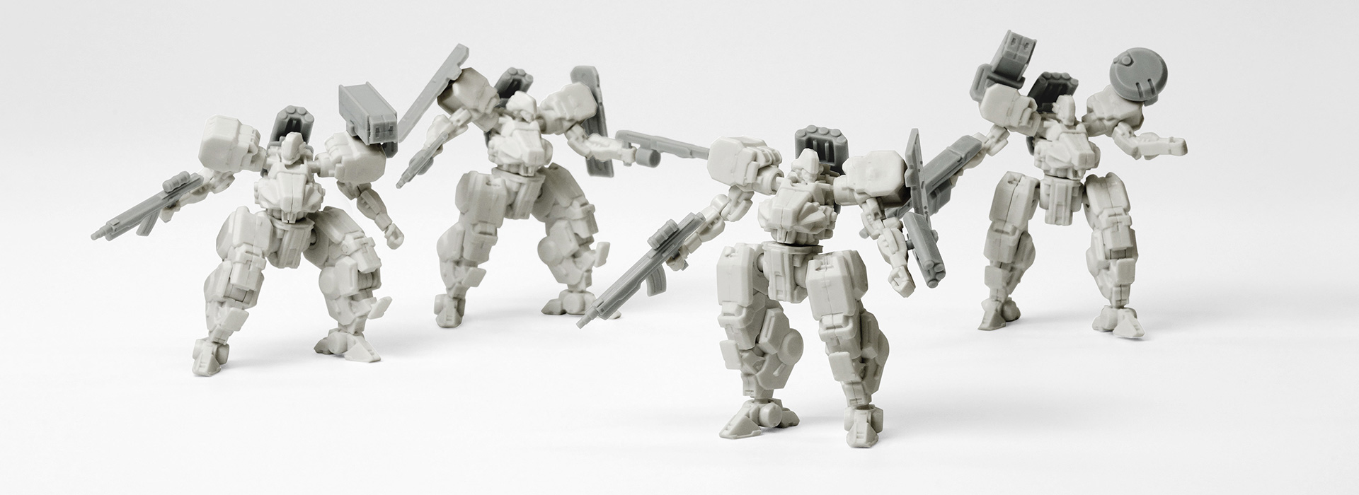 カプセル道『機甲戦線』公式サイト｜threezero
